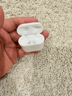 Apple AirPods Charging Case A1602 – Case Only, No Earbuds (1st/2nd Gen)