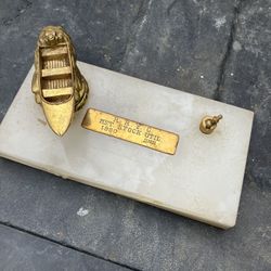 Ink pen, yacht club trophy, fountain Pen Stand Desk Base RARe