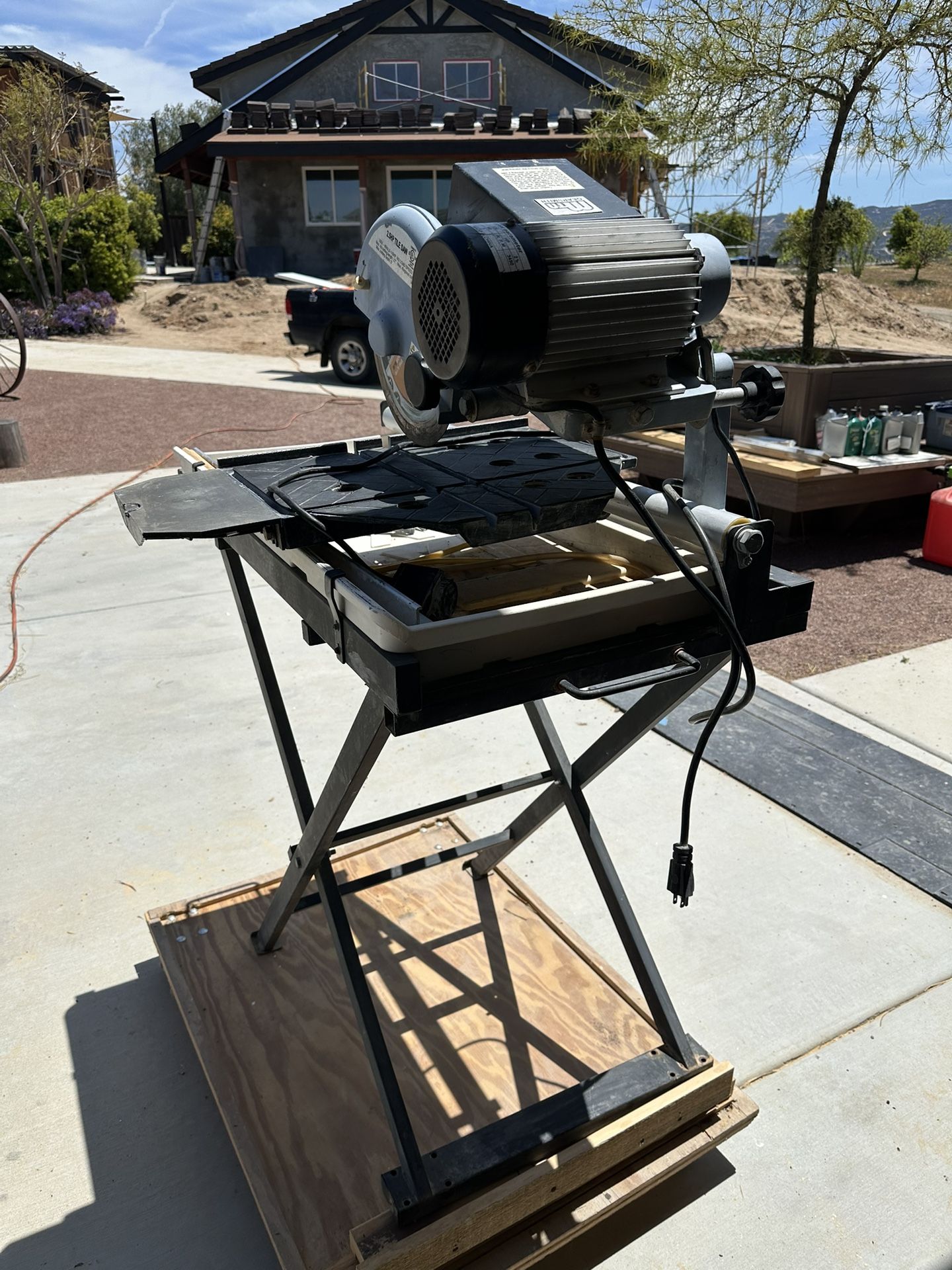 Tile Saw