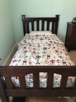 Boys Pottery Barn bedding (bed sheets and duvet cover only)