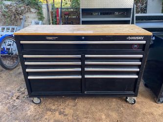 TOOL BOX HUSKY