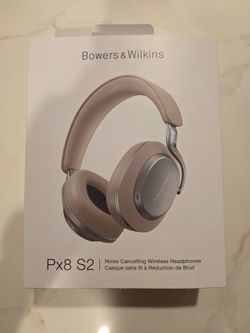 Bowers & Wilkins Px8 S2