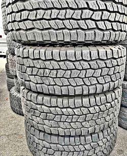 275/65/20 cooper vendo un set de llantas usadas excelente condiciones de vida las 4 ✅🤩I am selling a set of used tires, all 4 in excellent living con