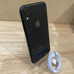New Years Special!!! iPhone XR 64GB Black Unlocked For Any Carrier/iPhone XR 64 Gb Negro Liberado Para Cualquier Compañía 