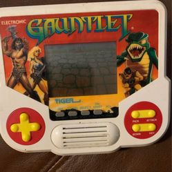 Vintage Tiger Gauntlet Game 