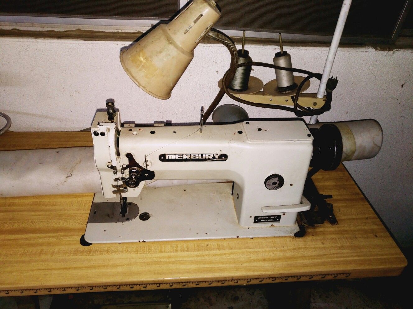 Mercury walking foot leather upholstery sewing machine