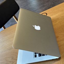 Apple MacBook Air 13” Core i5 processor 4GB RAM 256GB SSD STORAGE DRIVE $150