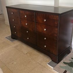 Dresser And 2 Night Stands Must Go Today