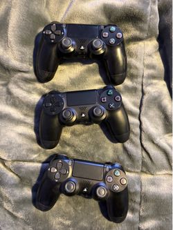 Playstation 4 Controllers