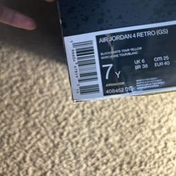 Jordan 4 Yellow Thunder