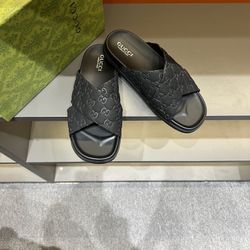 New Men's Slippers