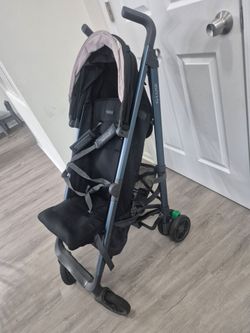 Gluxe Uppa baby stroller