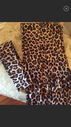 NEW SCARF AND MATCHING HEADBAND