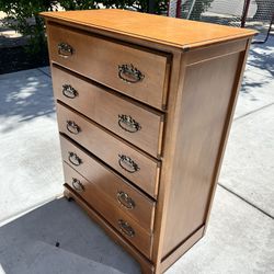 5-Drawer Dresser (Real Wood!)
