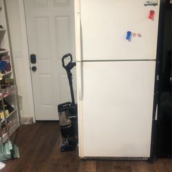 Large Fridge Off White