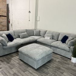 BRAND NEW IN BOX! Gray CLOUD 6 Piece Modular Sectional Couch (FREE DELIVERY 🚚)