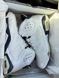 Jordan Retro 6 Navy (size 10) Men’s