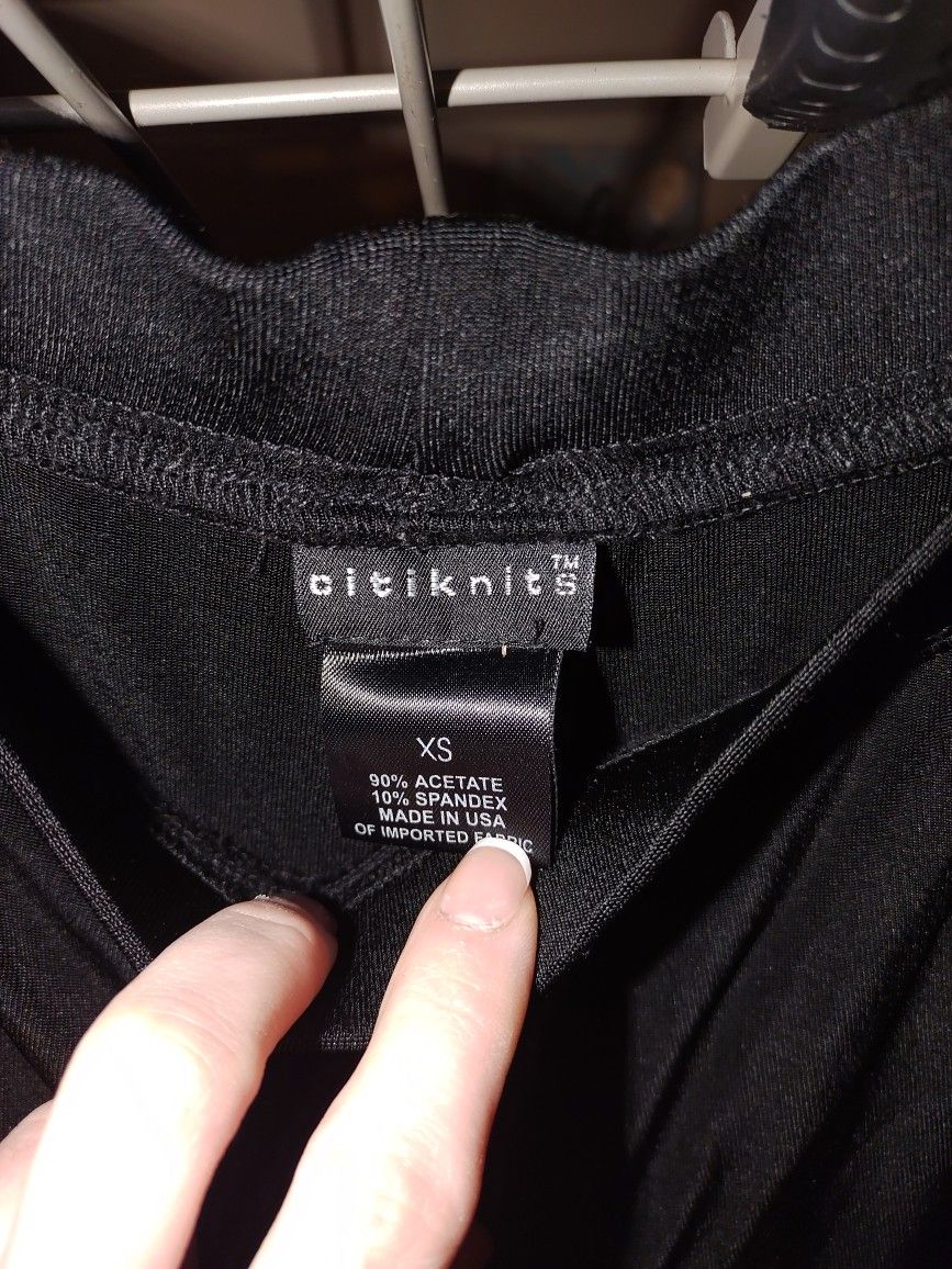 WOMAN'S SKIRTS/PANTS