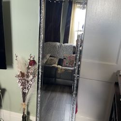 Whole Body Mirror In Grey