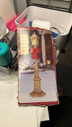 Christmas lamp post