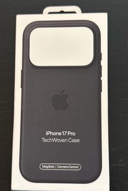 Iphone 17 pro black tech woven case