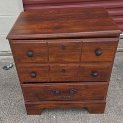 End Table With 2 Drawers