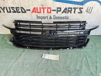 2021 - 2022 - 2023 CHEVROLET TAHOE SUBURBAN GRILLE OEM AY67408 w/o emblem