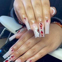 Nails 