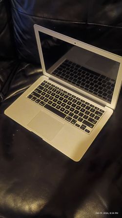 Apple MacBook Air 13" A1(contact info removed) Core i7 2.2GHz 8GB RAM 256GB SSD (OS Monterey) RESET, NO CHARGER