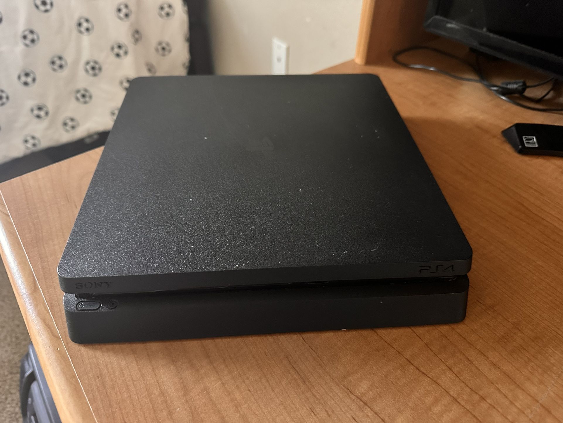 PS4