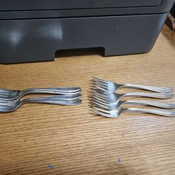 W.M. Rogers Mfg Co "Princess-Lady Doris" Silverplate 8 Forks