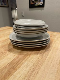 Set of plates