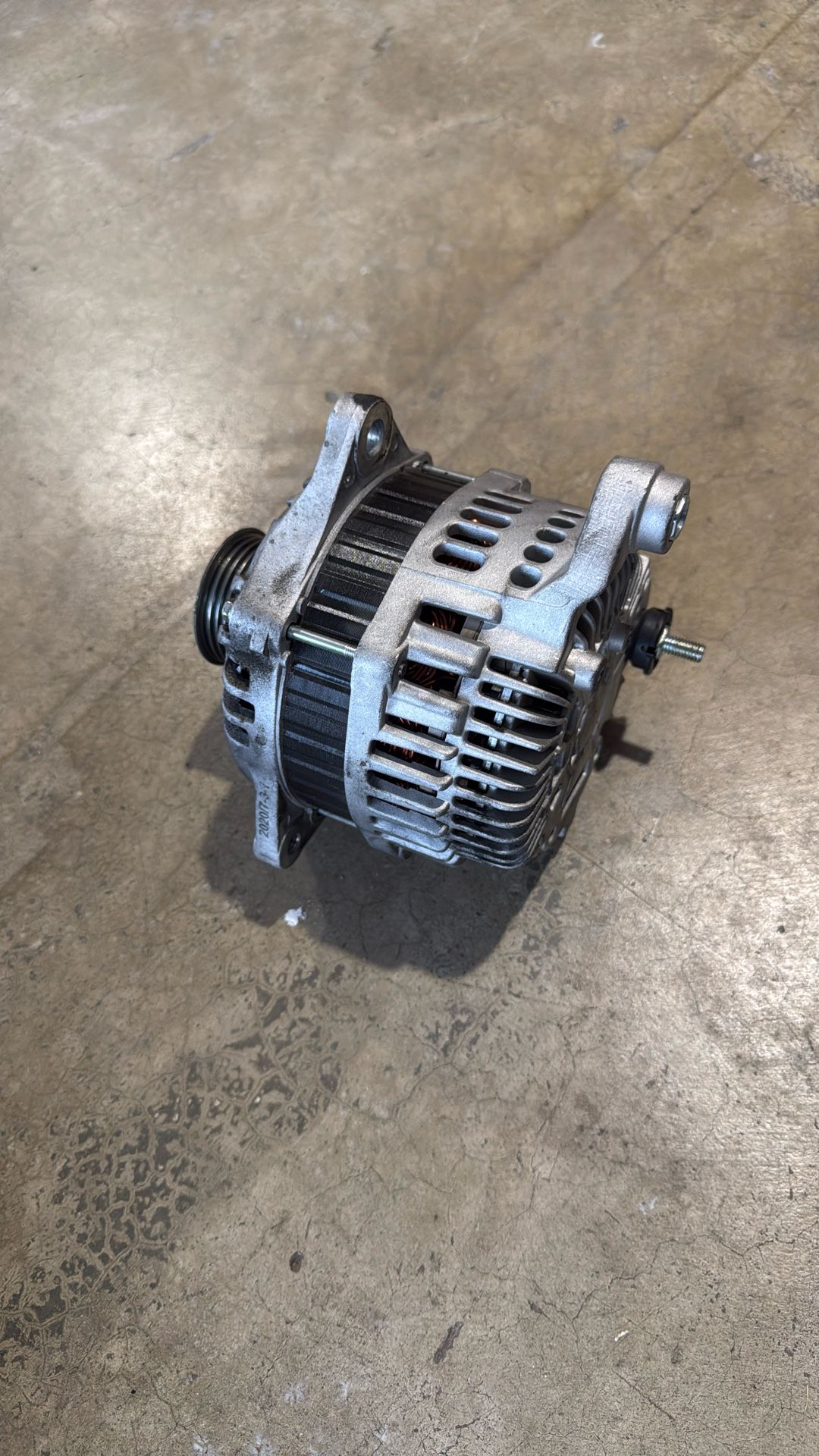 2008 Infinity G37 Alternator