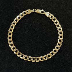 14K Yellow Gold Curb Link Bracelet 