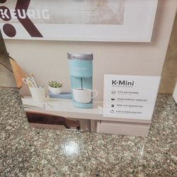 Keurig K-Mini Single Serve Coffee Maker (Oasis)