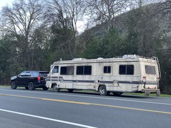 Livable 40’ Rv Trades? Name Your Price We Deliver Within 5 Miles