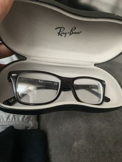 Brand new Ray Bans RB5228