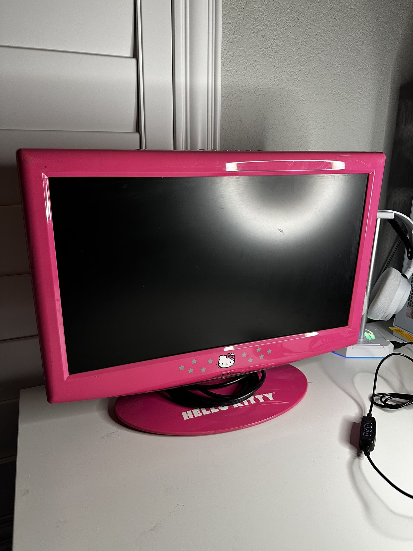 hello kitty tv / monitor