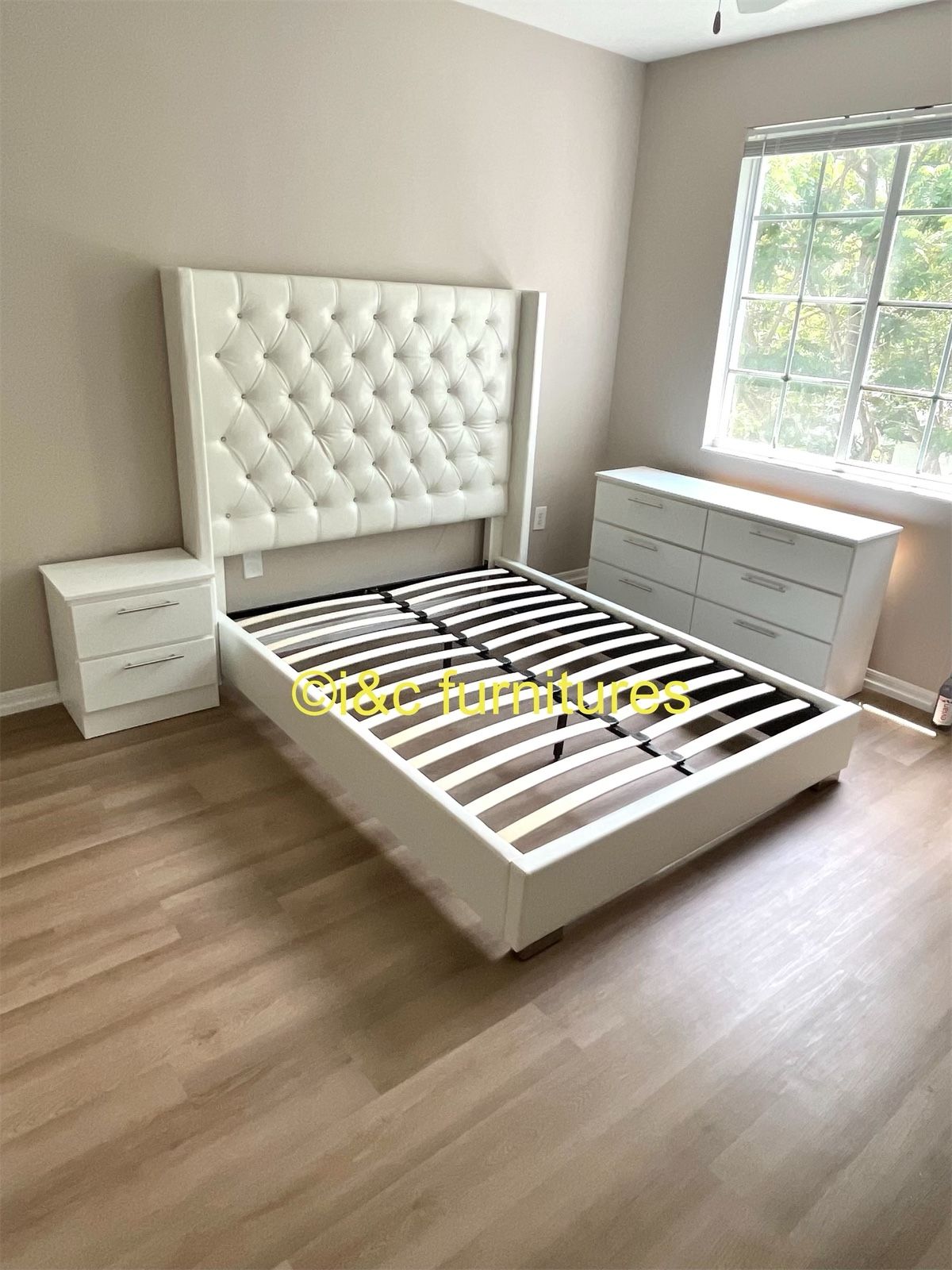 3 Piece Full Size Or Queen Size Bedroom Set New In The Box 📦 Same Day Delivery. Bed Frame 1 Night Stand Dresser. Mattresses Are Available