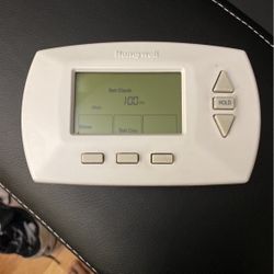 Honeywell Programmable thermostat
