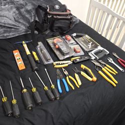 Klein Electricians Tools Lot