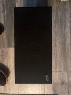 Pinnacle Pn50 center channel