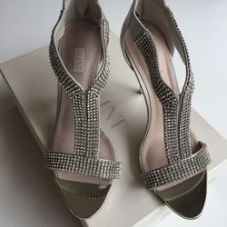 Glint Heels Size 7