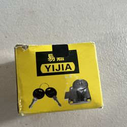 Two different type of locks brand new has it been opened