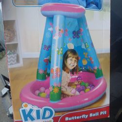 Ball Pit And Wall Art 2 Pieces