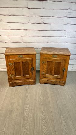 White Clad Oak Cabinets 2pc Side Tables Nightstands