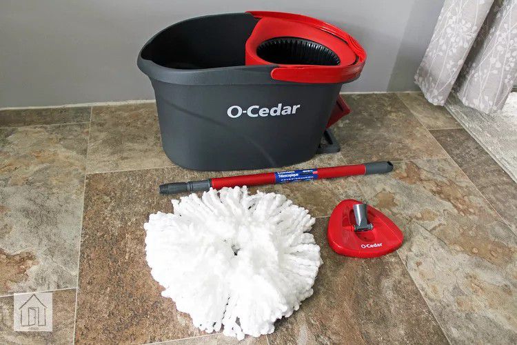 Ocedar Easy Wring Mop W/ Cleaning Pods (Brand New In Box) 
