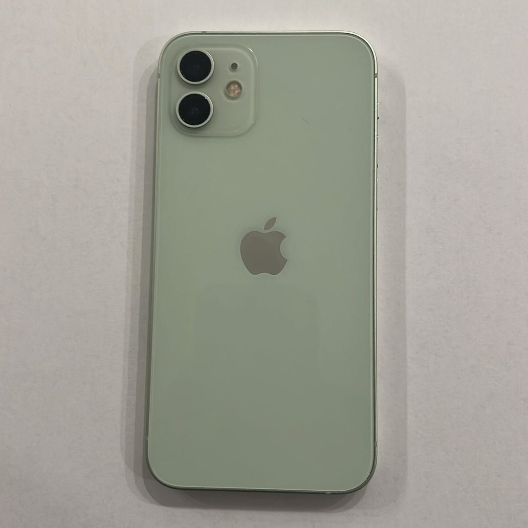 iPhone 12