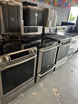 Kitchen Combo Package Stainless Steel Refrigerator Stove Dishwasher And Microwave Working Perfectly Tasted With Warranty Delivery And Installation Ava