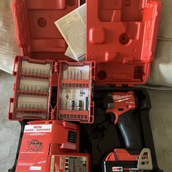 Milwaukee M18 Fuel Brushless Hex Impact Driver  4.0 Battery Charger Gen 4 New With Shockwave Drill Bit Set 